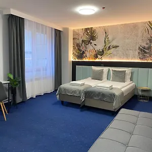  Апартаменты Garbarska 22