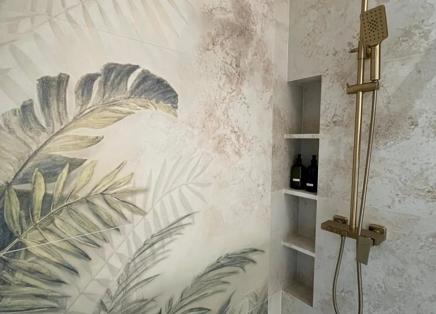 Tropical Novum Apartment - Krakow Old Town Poland